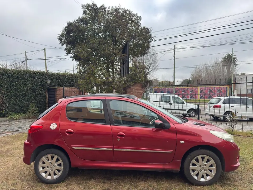 Peugeot 207 Compact XT - Foto 8