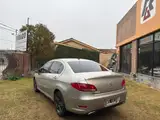 Peugeot 408 Feline - Miniatura 7