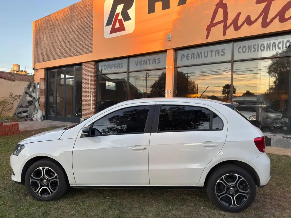 Volkswagen Gol Trend Sportline - Foto 4
