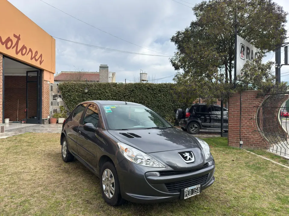 Peugeot 207 - Foto 3