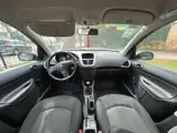 Peugeot 207 - Miniatura 9