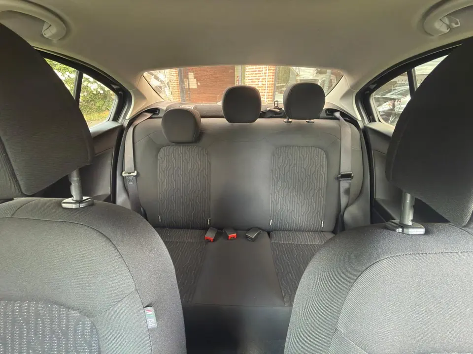 Fiat Cronos - Foto 10