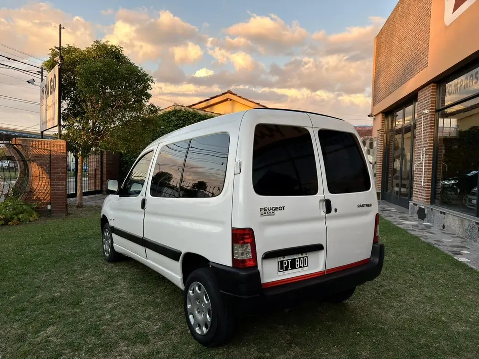 Peugeot Partner - Foto 7