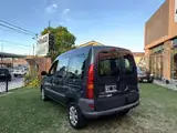 Renault Kangoo - Miniatura 7