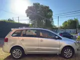 Volkswagen Suran - Miniatura 4