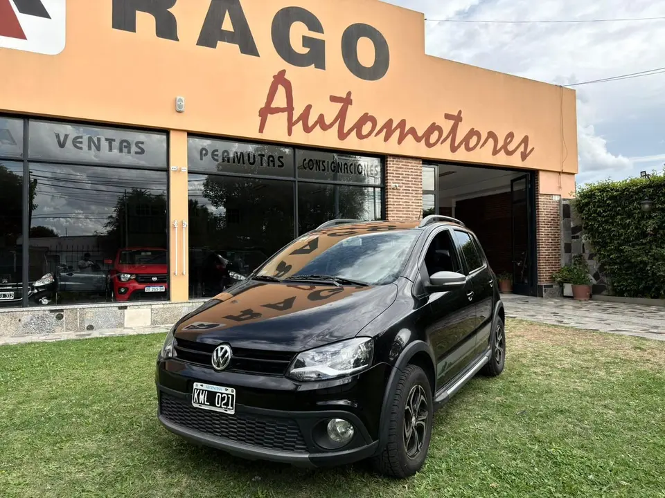 Volkswagen CrossFox - Foto 1