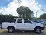 Nissan Frontier - Miniatura 4