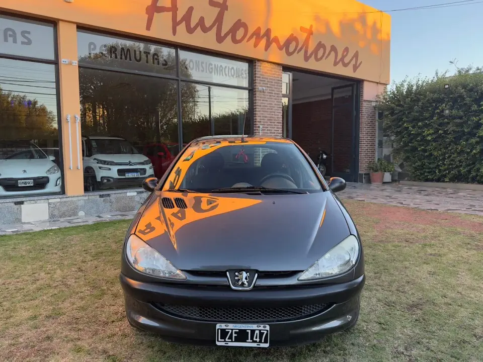 Peugeot 206 - Foto 2