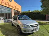 Chevrolet Celta - Miniatura 3