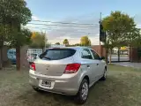 Chevrolet Onix LT - Miniatura 5