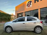Chevrolet Onix LT - Miniatura 8
