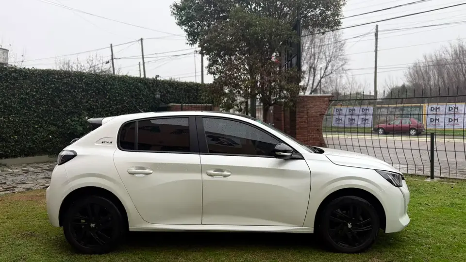 Peugeot 208 STYLE - Foto 4