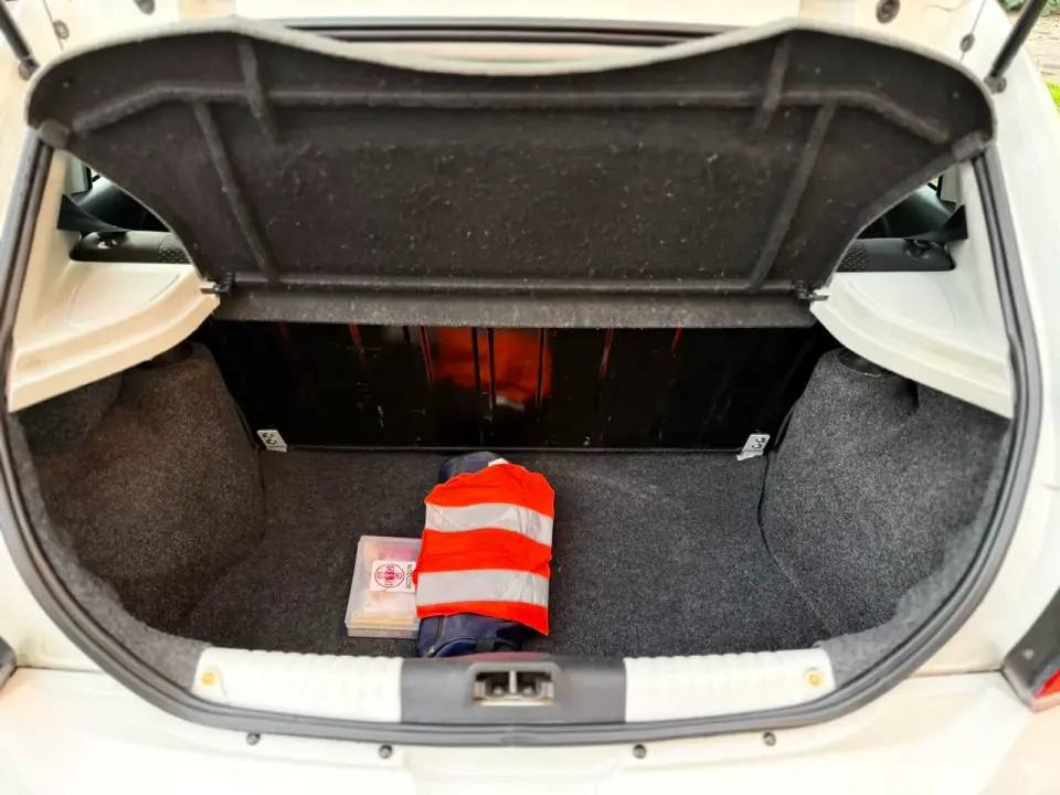 Volkswagen Gol Trend - Foto 12