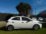 Chevrolet Onix LT - Miniatura 4