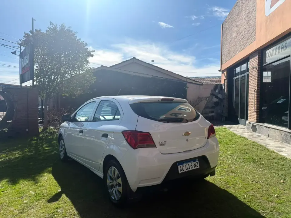 Chevrolet Onix LT - Foto 7