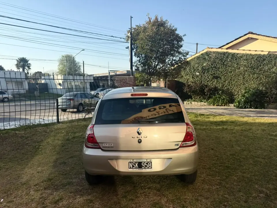 Renault Clio - Foto 6