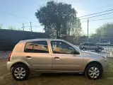 Renault Clio - Miniatura 4