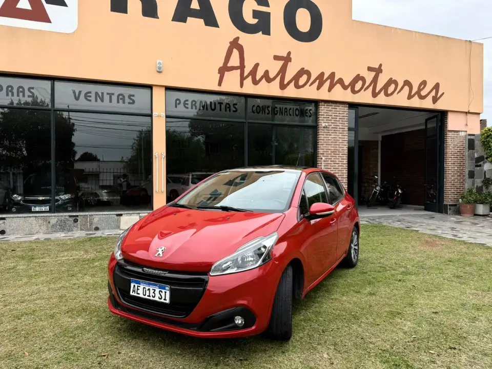 Peugeot 208 Feline - Foto 1